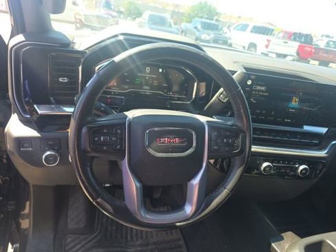 Used 2022 GMC Sierra 1500 Elevation AWD/4WD image 6