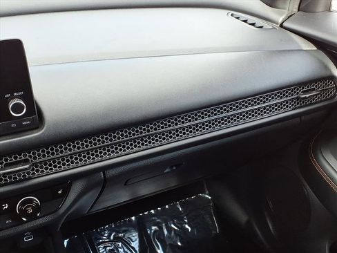 Used 2023 Honda HR-V Sport image 22