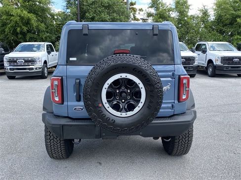 New 2025 Ford Bronco Badlands image 8