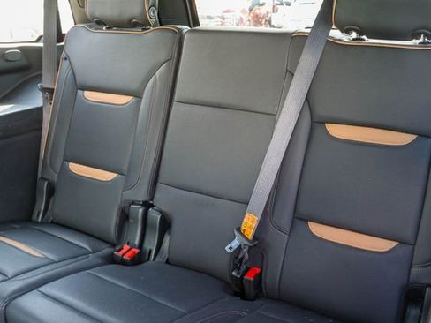 Used 2024 GMC Yukon AT4 w/ LPO, Floor Liner Package AWD/4WD image 15