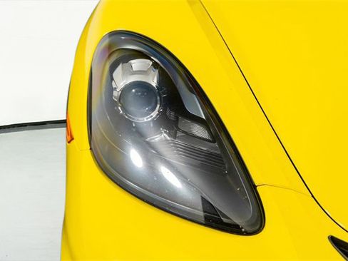 Used 2020 Porsche 718 Cayman GT4 image 17