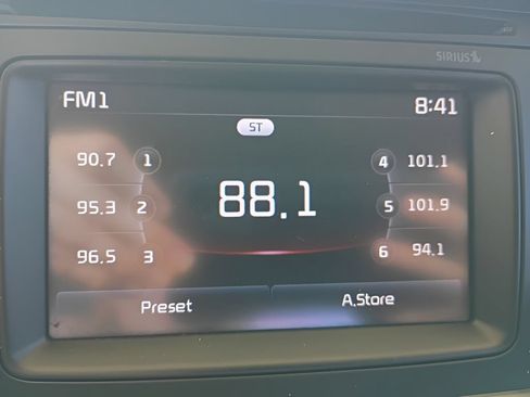 Used 2017 Kia Optima LX FWD image 18