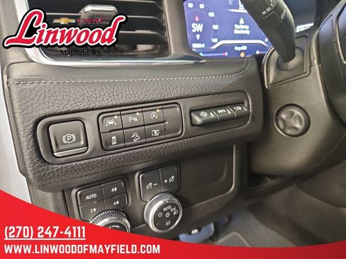 Used 2023 GMC Yukon Denali AWD/4WD image 21