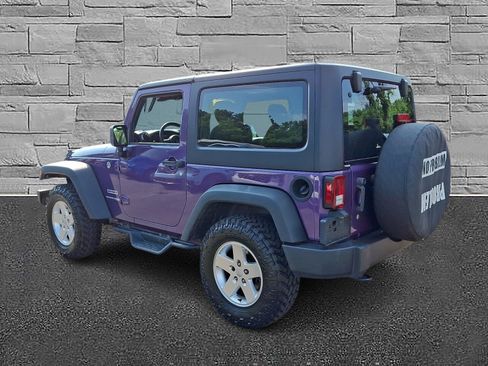 Used 2018 Jeep Wrangler Sport AWD/4WD image 7