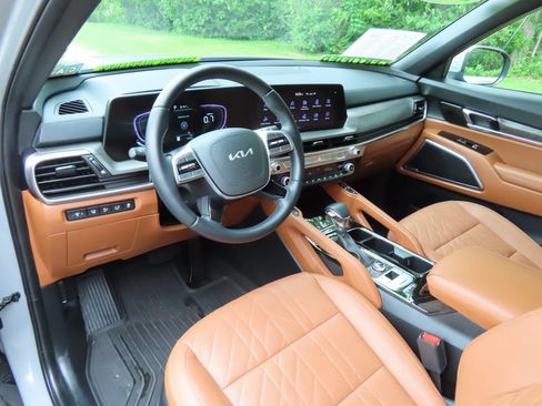 Certified 2025 Kia Telluride EX X-Line AWD/4WD image 25