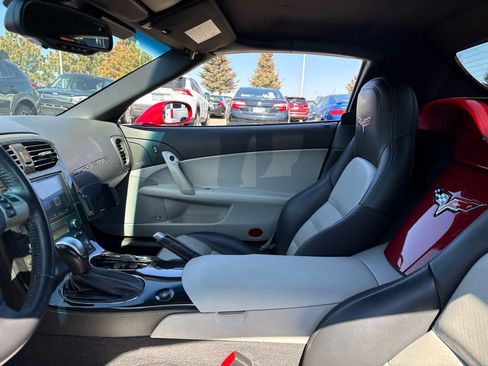 Used 2011 Chevrolet Corvette Grand Sport w/ Preferred Equipment Group image 9