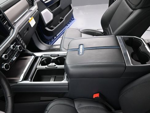 New 2026 Ford F250 Platinum w/ Tremor Off-Road Package image 21