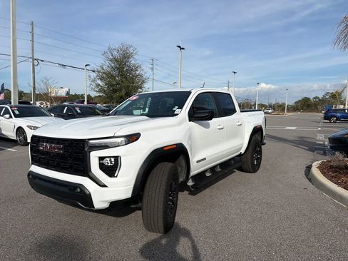 Used 2024 GMC Canyon Elevation w/ Elevation Premium Package image 3