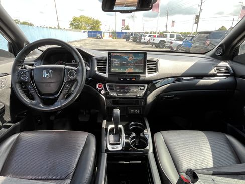 Used 2017 Honda Ridgeline Black Edition image 33