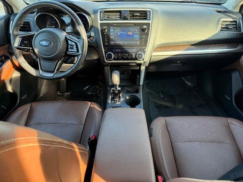 Used 2018 Subaru Outback 2.5i Touring image 12