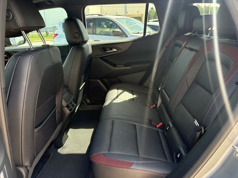 Used 2025 Chevrolet Equinox RS w/ Safety and Technology Package FWD image 32