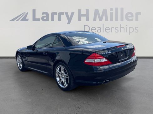 Used 2008 Mercedes-Benz SL 550 w/ AMG Sport Pkg image 3