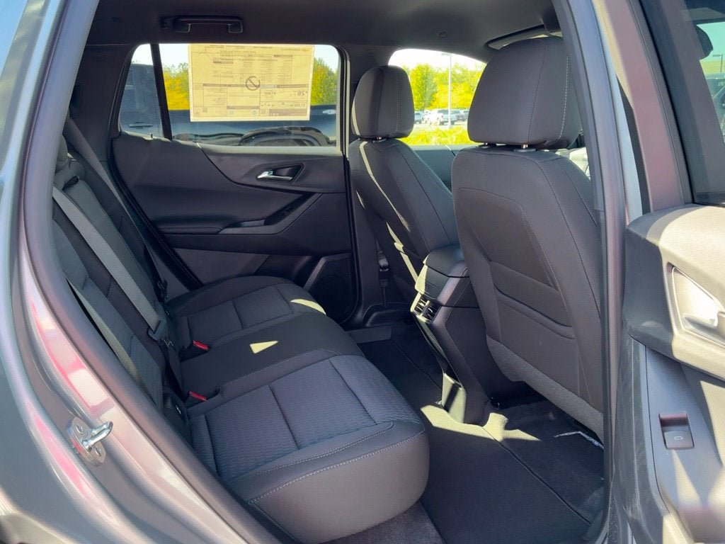 New 2027 Chevrolet Equinox LT AWD/4WD image 28