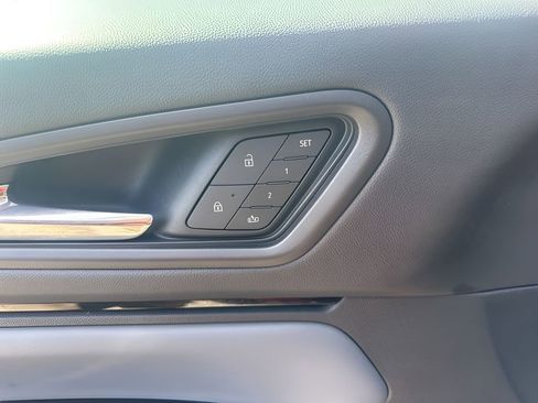 Used 2024 Honda Prologue Elite image 11