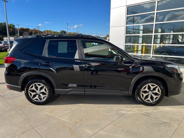 Used 2021 Subaru Forester Premium w/ Popular Package #1 AWD/4WD image 8