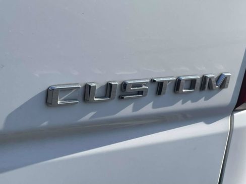 Used 2022 Chevrolet Silverado 1500 Custom RWD image 10