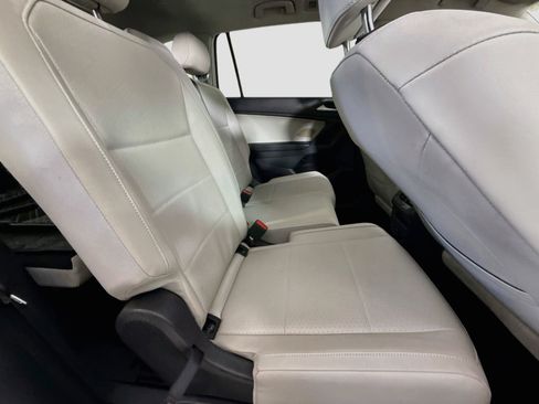 Used 2021 Volkswagen Tiguan SEL FWD image 27