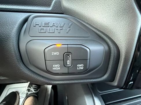 New 2026 RAM 2500 Laramie w/ Night Edition AWD/4WD image 33