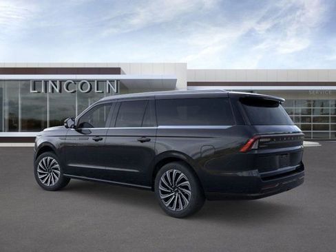 New 2025 Lincoln Navigator L Black Label image 4