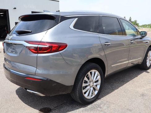 Used 2020 Buick Enclave Premium w/ Sun and Sites Package AWD/4WD image 3