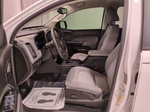 Used 2021 Chevrolet Colorado W/T w/ Custom Special Edition image 16