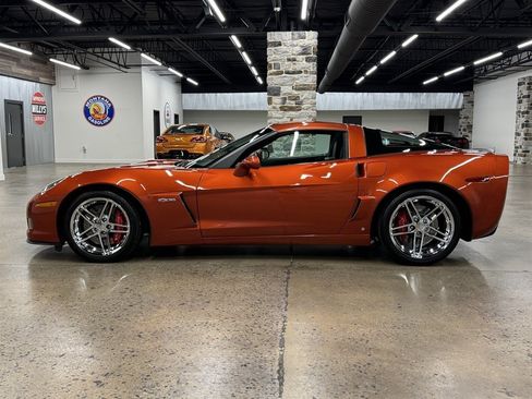 Used 2006 Chevrolet Corvette Z06 w/ Preferred Equipment Group RWD image 4