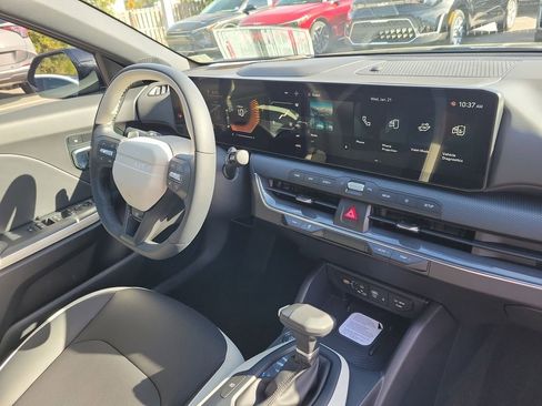 New 2026 Kia K4 GT-Line image 8