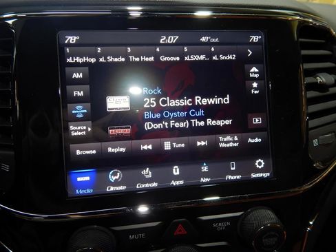 Used 2021 Jeep Grand Cherokee SRT image 17