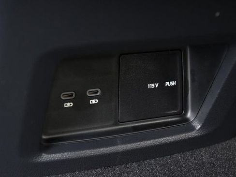 New 2026 Volkswagen Atlas Peak Edition AWD/4WD image 24