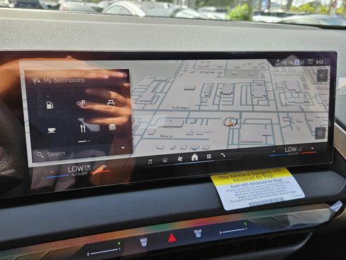 New 2025 BMW X3 xDrive30i w/ Premium Package image 32