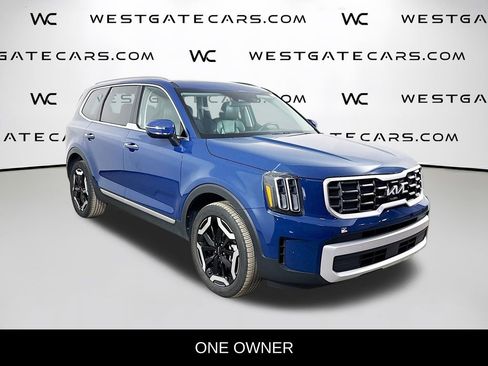 Used 2025 Kia Telluride S image 2