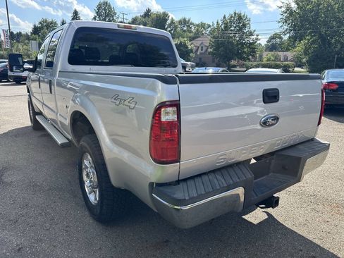Used 2010 Ford F250 XLT AWD/4WD image 4