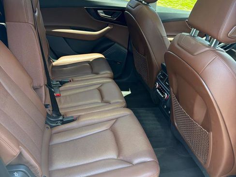 Used 2019 Audi Q7 3.0T Premium Plus AWD/4WD image 9