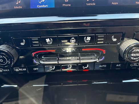 New 2025 Jeep Grand Cherokee L Summit w/ Advanced Protech Group IV image 20