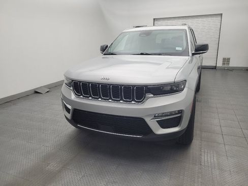 Used 2023 Jeep Grand Cherokee Limited RWD image 15