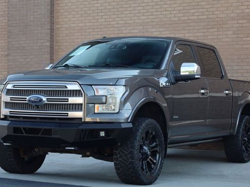 Used 2015 Ford F150 Platinum w/ Equipment Group 701A Luxury AWD/4WD image 5