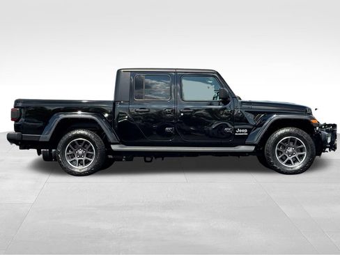 Used 2022 Jeep Gladiator Overland w/ Popular Equipment Package AWD/4WD image 8