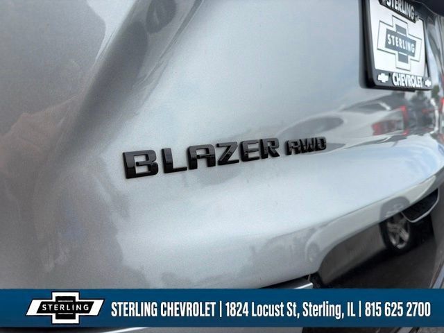 Used 2023 Chevrolet Blazer RS w/ Driver Confidence II Package AWD/4WD image 36