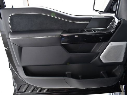 New 2025 Ford F150 Lightning Platinum image 28