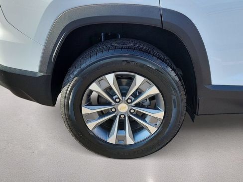 New 2026 Chevrolet Equinox LT w/ Safety and Technology Package FWD image 7