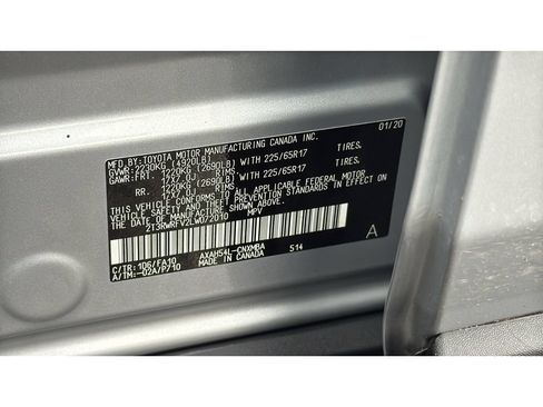 Certified 2020 Toyota RAV4 XLE w/ XLE Grade Weather Package AWD/4WD image 32