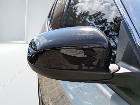 New 2026 Jeep Compass Latitude image 10