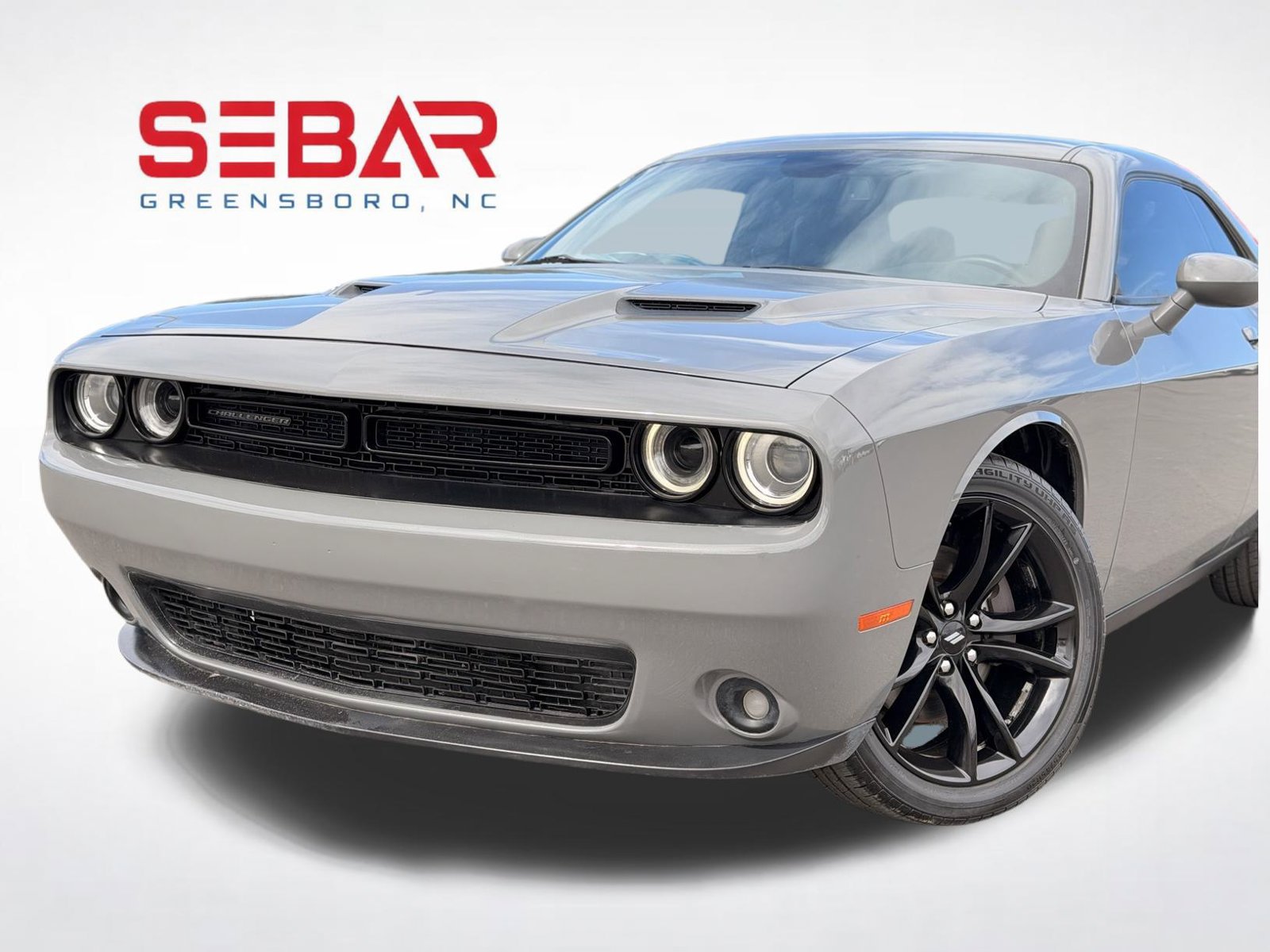Used 2018 Dodge Challenger SXT Plus RWD image 3