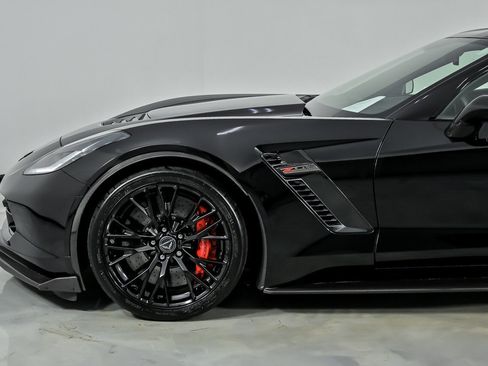 Used 2017 Chevrolet Corvette Z06 RWD image 7