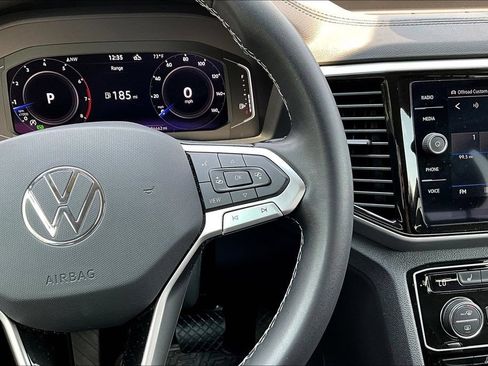 Used 2022 Volkswagen Atlas SE AWD/4WD image 12
