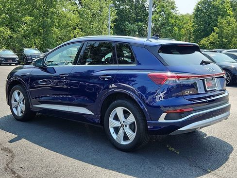 Used 2024 Audi Q4 e-tron Premium AWD/4WD image 10