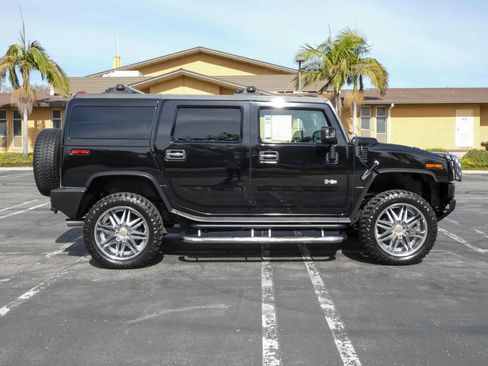 Used 2007 HUMMER H2 image 12