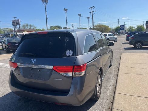Used 2016 Honda Odyssey SE image 4