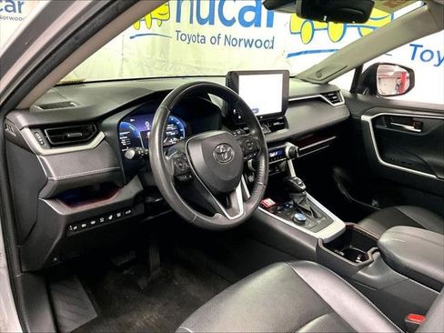 Certified 2023 Toyota RAV4 Limited AWD/4WD image 8