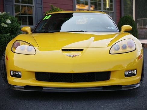 Used 2011 Chevrolet Corvette Grand Sport RWD image 2
